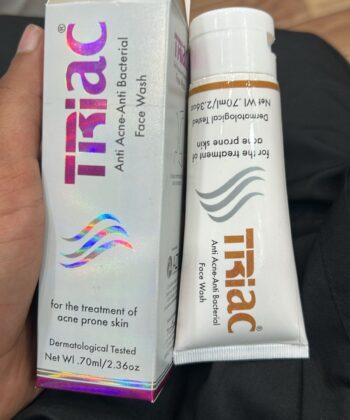 Triac Anti Acne Face Wash 70ml Anti-Bacterial Cleanser for Acne-Prone Skin.