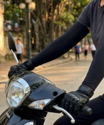 Arm Sleeves Pakistan, Sun Protection Gear, Biker Cooling Sleeves, UV Protection Sleeves, Black Arm Sleeves, Skin Color Arm Sleeves, White Cooling Sleeves, Outdoor Sports Accessories, Summer Riding Gear, Full Coverage Hand Sleeves.